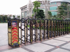 電動門/電動伸縮門/折疊門/平移門