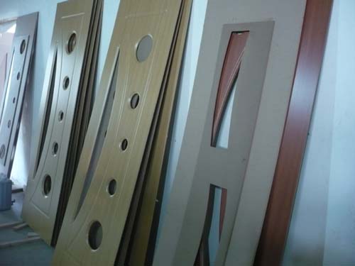 家麗屋美免漆室內門，PVC門誠招代理