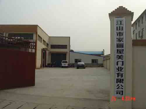 供應免漆套裝門，免漆室內門