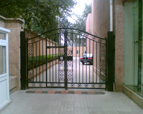 別墅鐵藝大門平開門電機