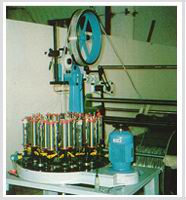 東莞16錠金屬絲快速編織機