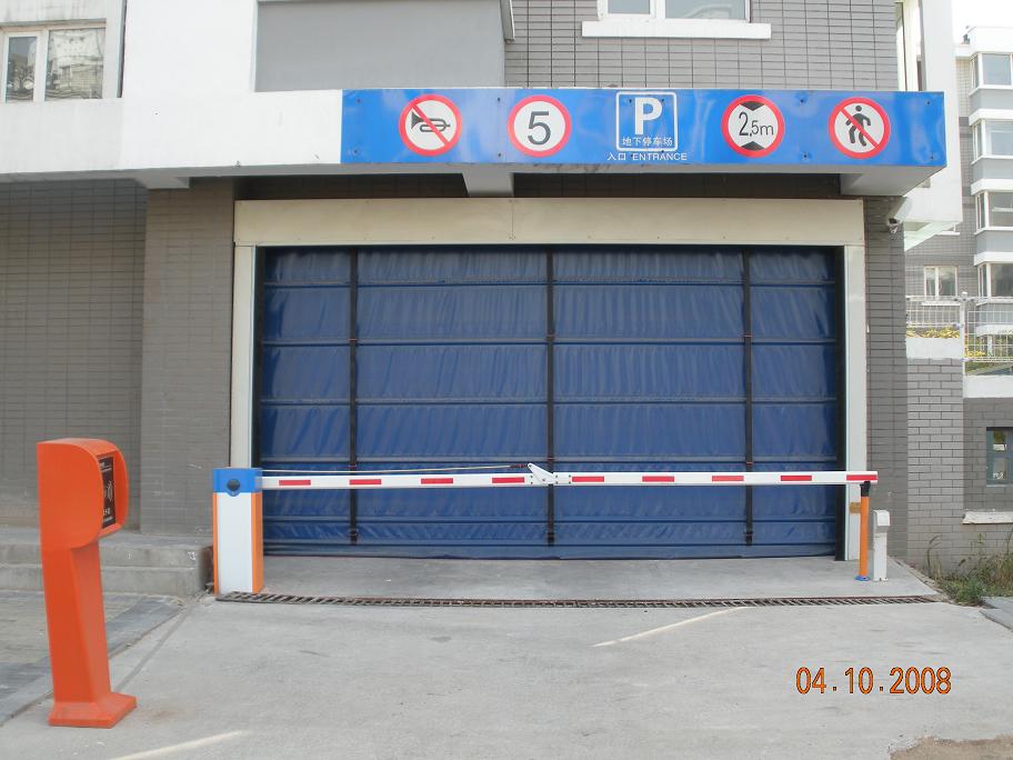 沈陽門業安裝快速堆積快卷門