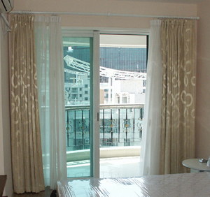 智能隱形防盜網