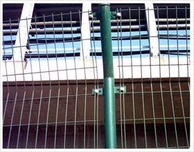 貝臣雙邊絲加固型護(hù)欄1