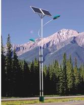 新疆太陽能路燈，新疆太陽能燈具，新疆LED路燈