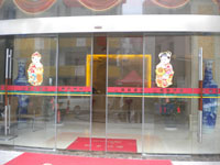 云南昆明自動(dòng)門、感應(yīng)門、伸縮門