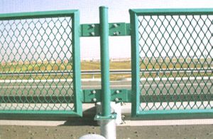 高速公路護欄網(wǎng)