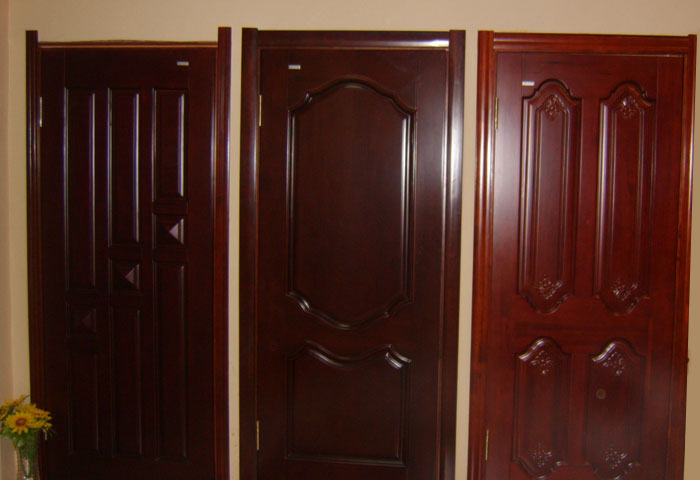 秸稈新型強化環保仿實木門技術