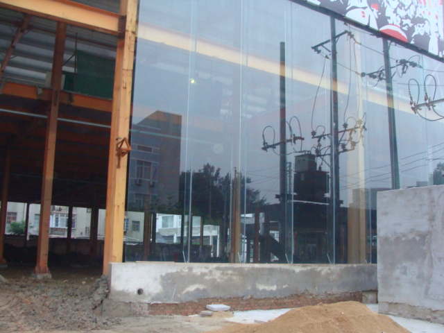 15mm-19mm鋼化玻璃報價價格