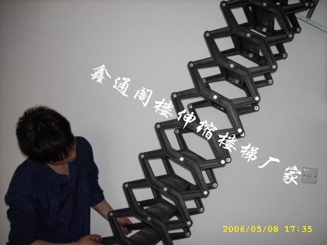 伸縮樓梯廠家、閣樓伸縮樓梯批發