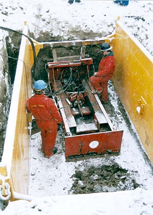 頂管機，液壓頂管機，水泥管頂管機