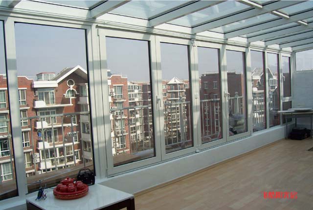 沈陽封露臺，中意門窗質量好 價格廉