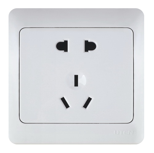 優騰電工供應UA系列二、三極插座