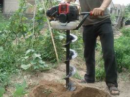 河南挖坑機廠 山地打坑機價格