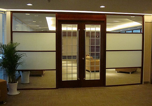 沈陽實(shí)木辦公隔斷
