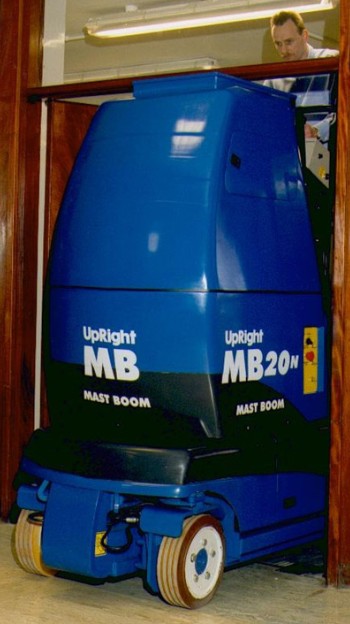 蜘蛛自行式高空作業平臺﹙升降機﹚