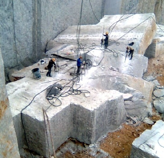 誠招廣東無聲破碎劑代理