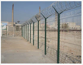 護(hù)欄網(wǎng)生產(chǎn)，安平護(hù)欄網(wǎng)，道路護(hù)欄網(wǎng)