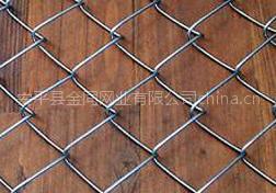 廠家直銷勾花網(wǎng)，養(yǎng)殖圍欄網(wǎng),體育場(chǎng)圍欄