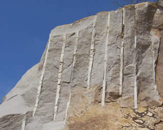 南通靜態(tài)破碎劑廠家，泰州無聲破碎劑