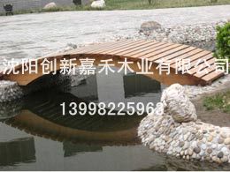 創新嘉禾防腐木木橋3
