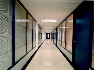 批發鋁合金型材及配件，做隔斷