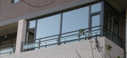 沈陽塑鋼露臺窗制作