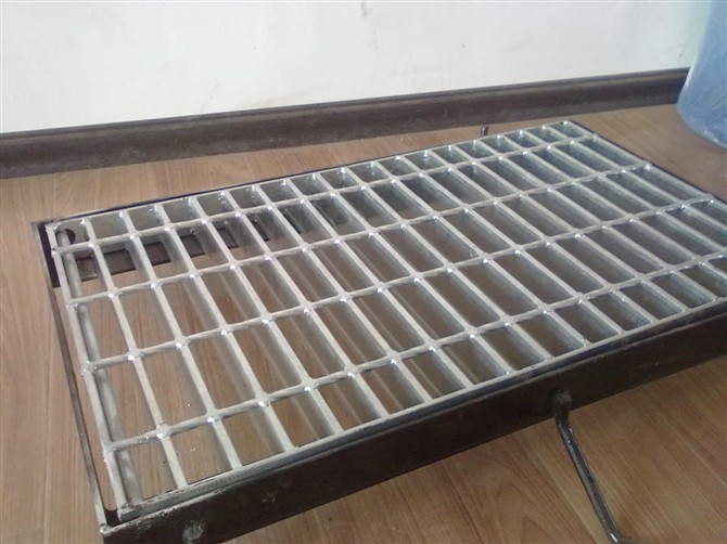 鍍鋅鋼格板|鍍鋅鋼格板規格|鍍鋅鋼格板特點