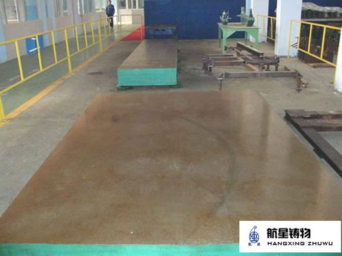 泊頭航星檢驗平板的材質是HT200-250