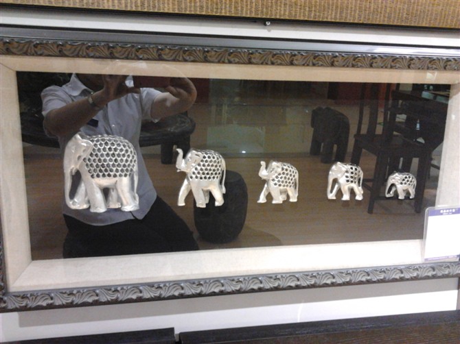 精美壁畫——走向（象）成功！