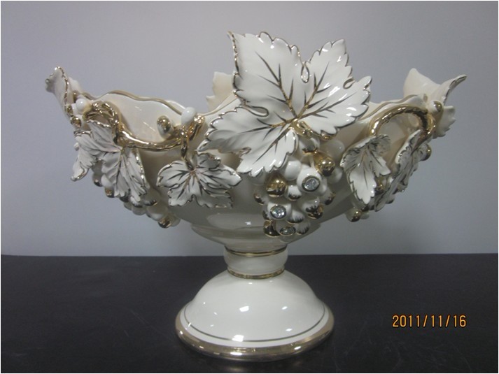 供應陶瓷配銅家居擺件