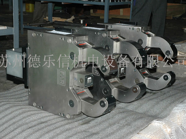 供應進口切削用中心架FRU3.2