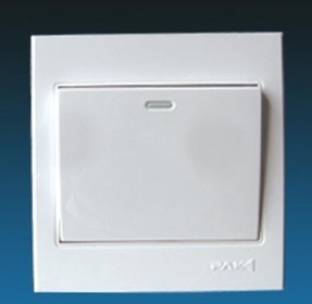 三雄極光-V6經(jīng)典系列