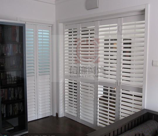 提供實(shí)木百葉窗、歐式透氣窗、百葉衣柜門、折疊百葉門
