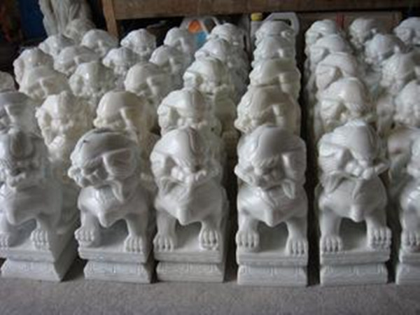 供應漢白玉石雕小獅子