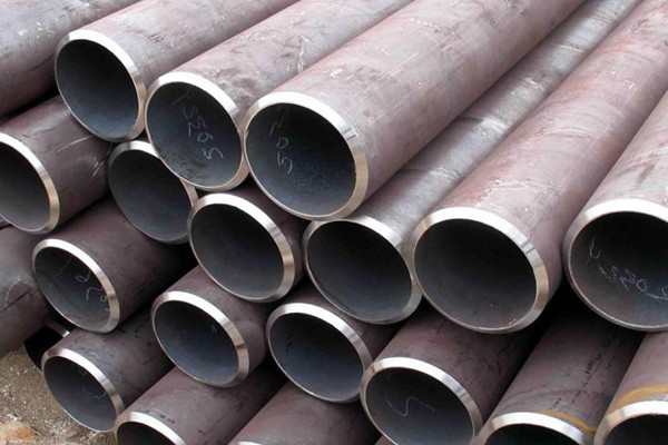 滄州直縫管現(xiàn)貨，螺旋管現(xiàn)貨供應(yīng)，無縫管定做加工