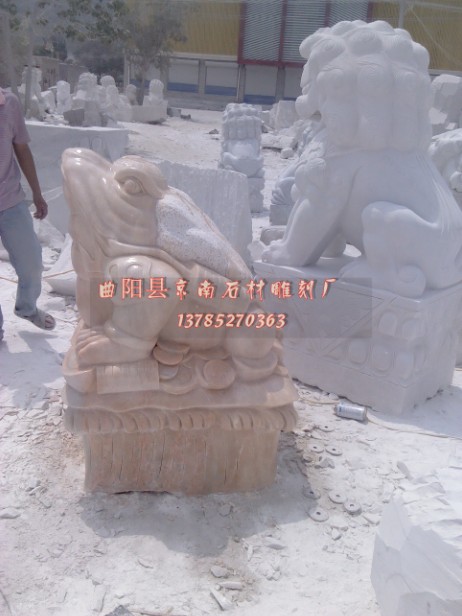 曲陽石雕動物雕塑大理石金蟬