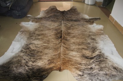 東莞豪華進口牛皮地毯