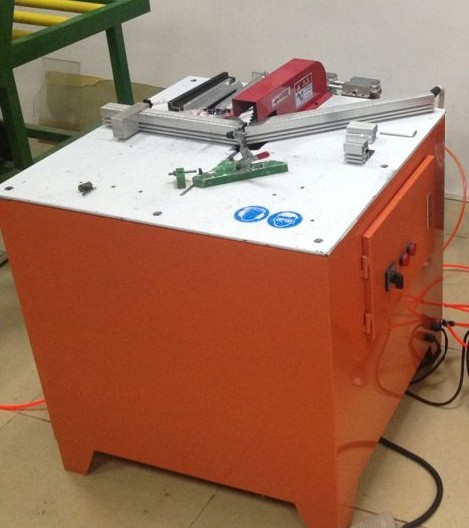 2013年z新切割機(jī)價(jià)格,切割機(jī)的介紹