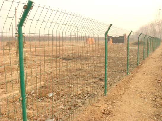 內蒙古鐵絲網圍欄 呼和浩特鐵絲網圍欄廠家