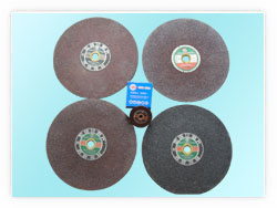 切割片在石材翻新機養護中的作用