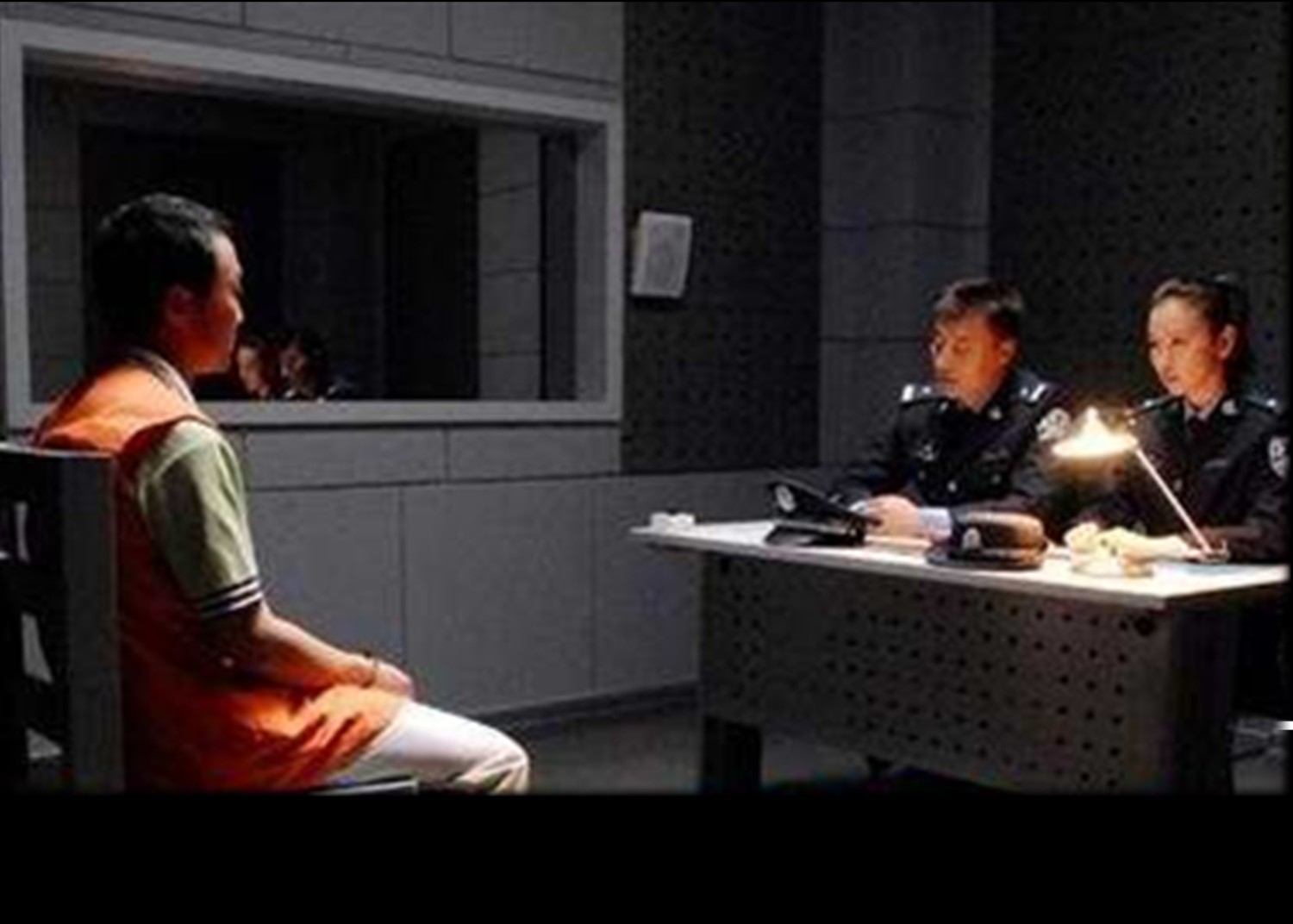 單向透視玻璃、審訊室專用玻璃！