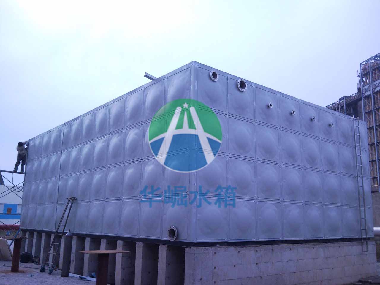 10噸位不銹鋼水箱【價格優惠】還是邵陽華崛水箱廠好