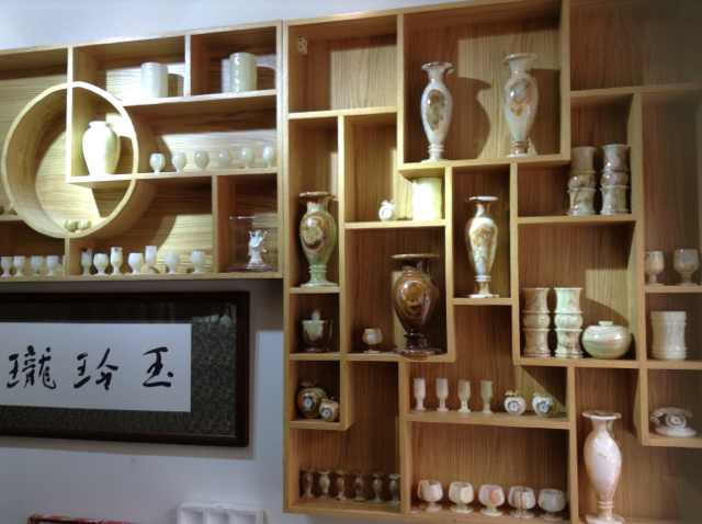 沈陽玉玲瓏巴基斯坦玉擺件批發商行