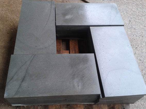 湛江廉江玄武石、蜂窩石、面磚、地面磚、青石加工廠