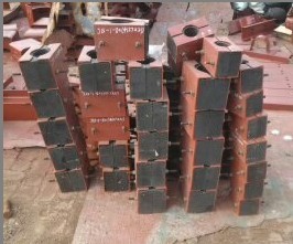 供應防振動管托，防振動管托用途說明