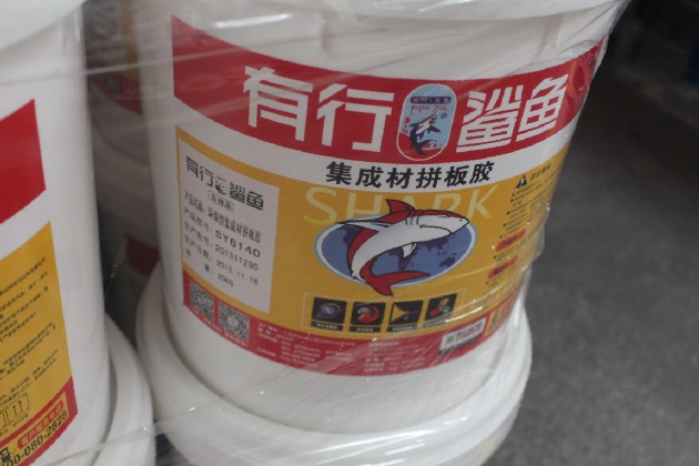 【本地拼板膠】高品質拼板膠，新浪拼板膠