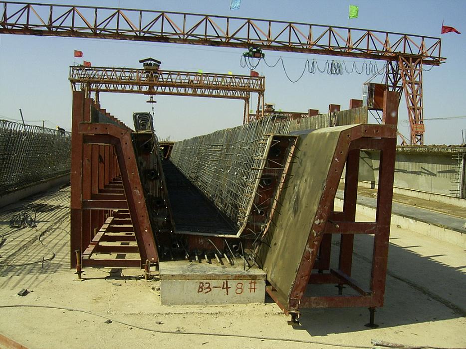 橋梁模板專業生產、租賃廠家