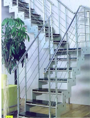 鋼木樓梯打磨出現砂痕的原因和處理方法