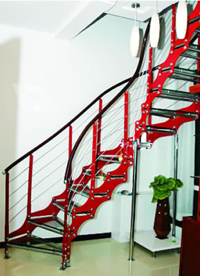 鋼木樓梯的z宜形狀和z宜層數